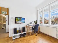 Недвижимость Однокомнатная квартира в центре: 3