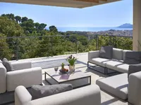 Недвижимость Villa Croix des Gardes: 1