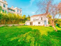 Недвижимость Property Type: Villa

Location: Cannes, Californie

Villa Cannes: 1