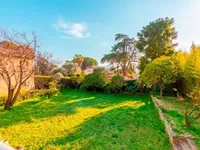 Недвижимость Property Type: Villa

Location: Cannes, Californie

Villa Cannes: 18