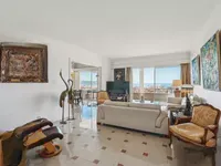 Недвижимость Property Type: Villa  
Location: Cannes, Californie  

Villa Californie: 5