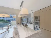 Недвижимость Property Type: Villa  
Location: Cannes, Centre-ville   

Villa Centre-ville: 3