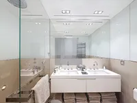 Недвижимость Property Type: Villa  
Location: Cannes, Centre-ville   

Villa Centre-ville: 6