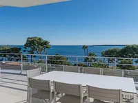 Недвижимость Villa Croix des Gardes: 2