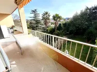 Недвижимость Villa Croix des Gardes: 1