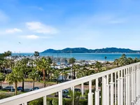 Недвижимость Villa Pointe Croisette: 1