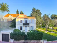 Недвижимость Villa Petit Juas: 25