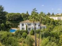 Недвижимость Villa Croix des Gardes: 1