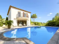 Недвижимость Villa Croix des Gardes: 2