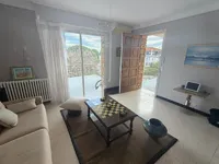 Недвижимость Estate Croix des Gardes: 4