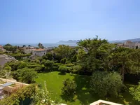 Недвижимость Property Type: Villa
Location: Cannes, Californie

Villa Cannes: 4