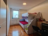 Недвижимость 3-комнатная квартира Мосте: 3