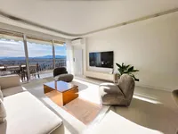 Недвижимость Home République Cannes: 5