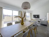 Недвижимость Villa Petit Juas: 2