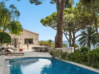 Недвижимость Villa Croix des Gardes: 1