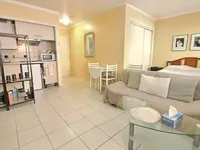 Недвижимость Villa Petit Juas: 1