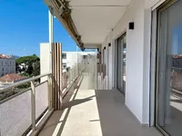 Недвижимость House Pointe Croisette: 1