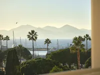 Недвижимость Villa Petit Juas: 13