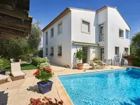 Недвижимость Villa Petit Juas: 1