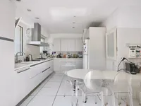 Недвижимость Villa Petit Juas: 11