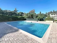 Недвижимость Villa Croix des Gardes: 1