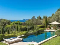 Недвижимость Villa Croix Pointe: 2