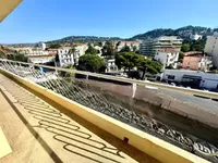 Недвижимость Property Type: Villa
Location: Cannes

Villa Cannes: 2