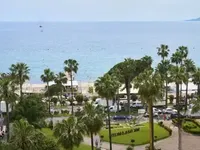 Недвижимость Building Centre-ville: 3