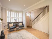 Недвижимость Uverdale Road: 22