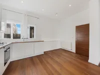 Недвижимость St. Marys Road: 1