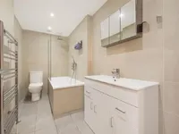 Недвижимость St. Marys Road: 9