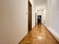 Недвижимость Квартира 4 комнаты Центр: 6