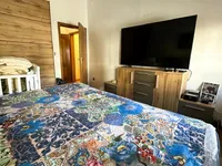 Недвижимость Квартира 4 комнаты Центр: 8