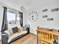 Недвижимость Henty Close, Battersea: 2