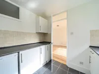 Недвижимость Sunninghill Court, Bollo Bridge Road: 4