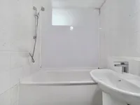 Недвижимость Sunninghill Court, Bollo Bridge Road: 6