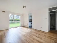 Недвижимость Sunninghill Court, Bollo Bridge Road: 11