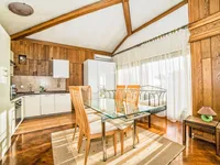 Недвижимость Семейный дом 715 м², Побри: 3
