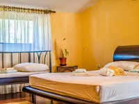 Недвижимость Семейный дом 715 м², Побри: 11