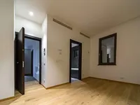 Недвижимость Трёхкомнатная квартира в центре: 7