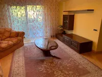 Недвижимость Трехкомнатная квартира 72 м²: 2