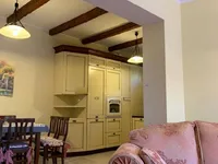 Недвижимость Трехкомнатная квартира 72 м²: 10