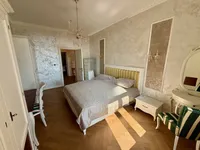 Недвижимость Трёхкомнатная квартира в центре: 10