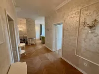 Недвижимость Трёхкомнатная квартира в центре: 15