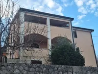 Недвижимость Семейный дом в Поляне: 2