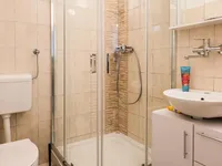 Недвижимость Квартира, 4 комнаты, центр: 8