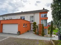 Недвижимость Semi-detached house 5 bedrooms for sale in Niederfeulen: 1