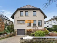 Недвижимость House 4 bedrooms for sale in Howald: 1