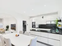 Недвижимость House 4 bedrooms for sale in Pétange: 2