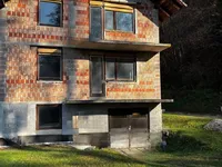 Недвижимость Дом в Залоге, две квартиры: 2